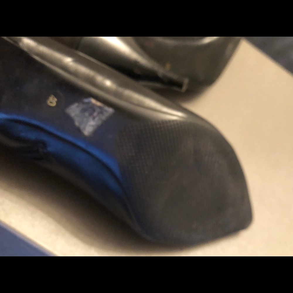 PRADA - Picture 12 of 16